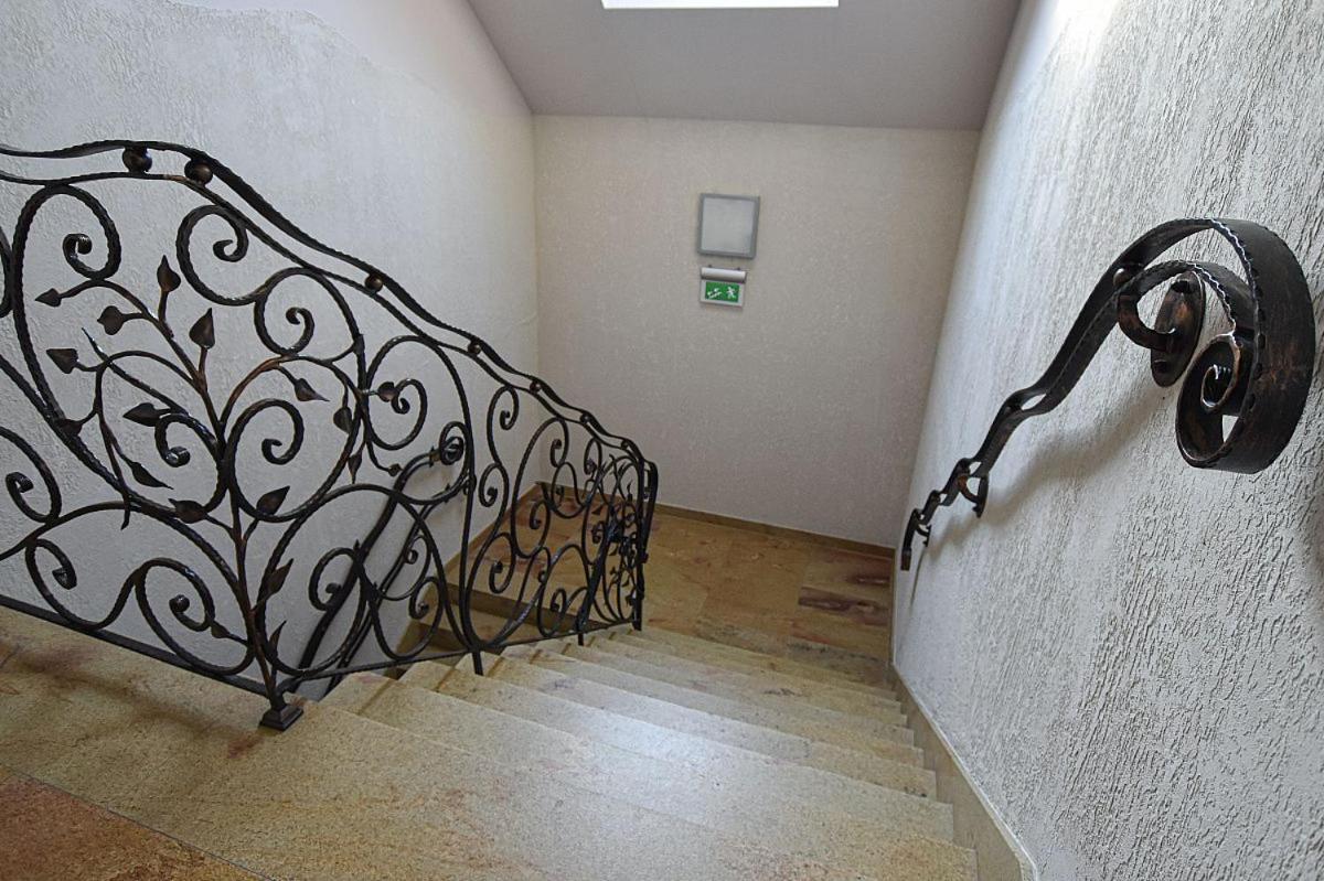 Wojciechow  Osrodek Bialy Lew B&B 외부 사진