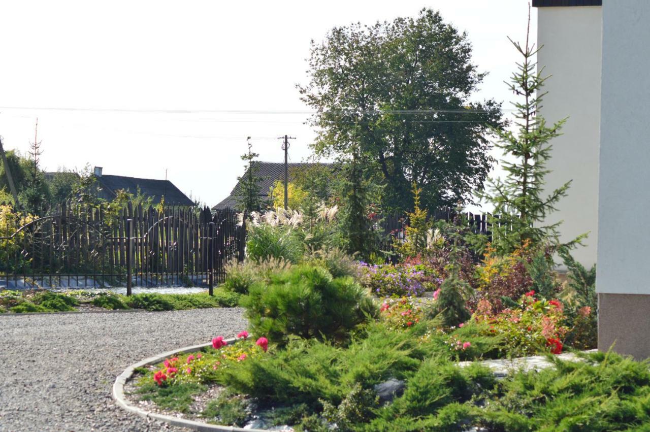 Wojciechow  Osrodek Bialy Lew B&B 외부 사진
