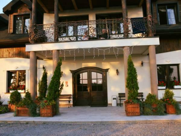 Wojciechow  Osrodek Bialy Lew B&B 외부 사진